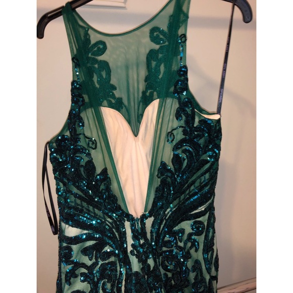 Prom dress - Picture 5 of 7